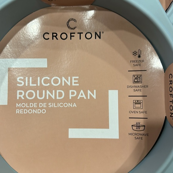 Crofton Silicone Round Pan. Set of 2. 10inch. NWT - Picture 5 of 5